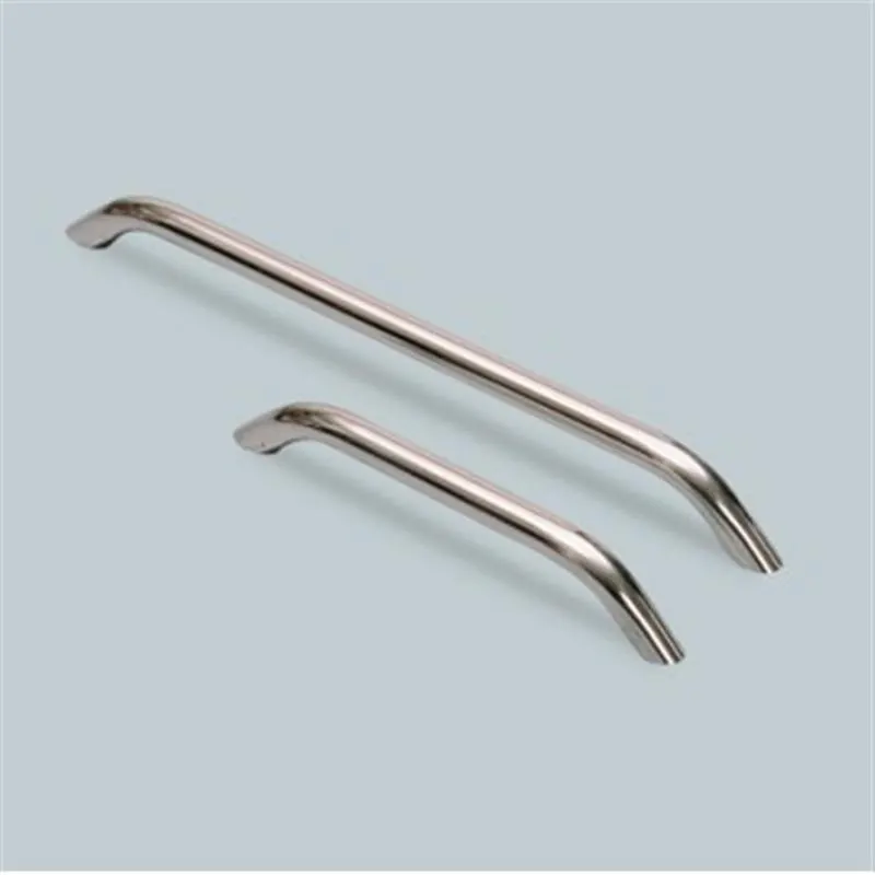 MANIGLIE IN ACC.INOX LUG.40 cm